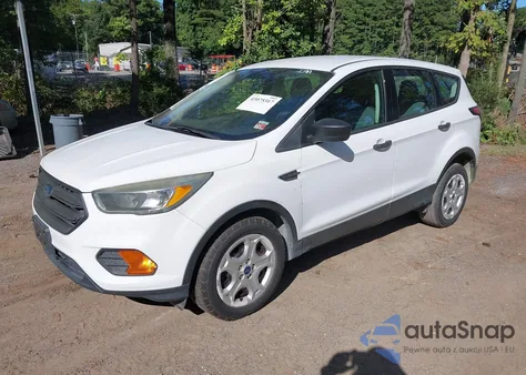 2017 Ford Escape S z USA, uszkodzony, nr VIN 1FMCU0F74HUC16648